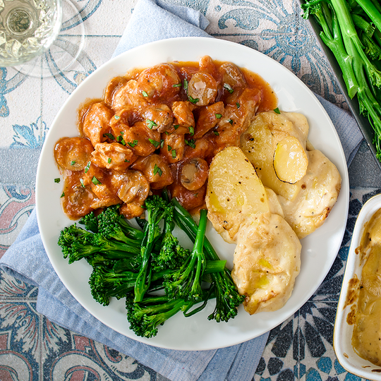 Chicken Chasseur and Dauphinoise Potatoes Parsley Box