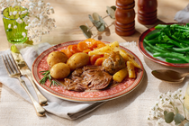 Classic Beef Dinner Microwave Ready Meal